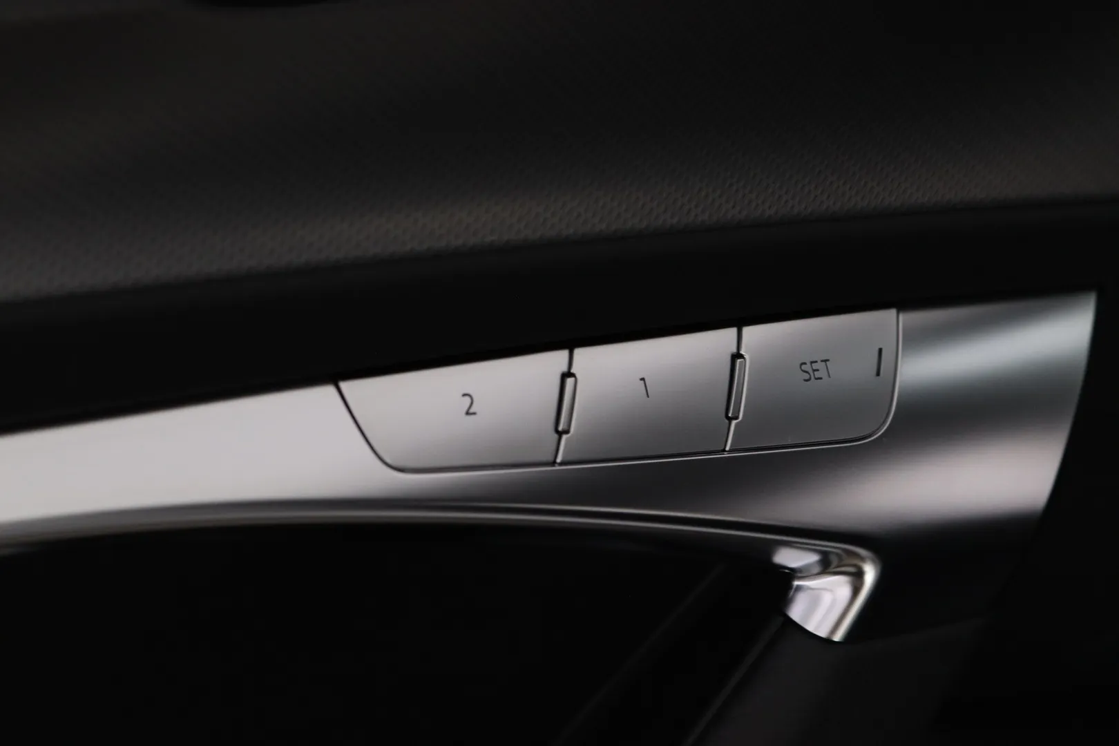Audi A6 XSJ-906 carousel image