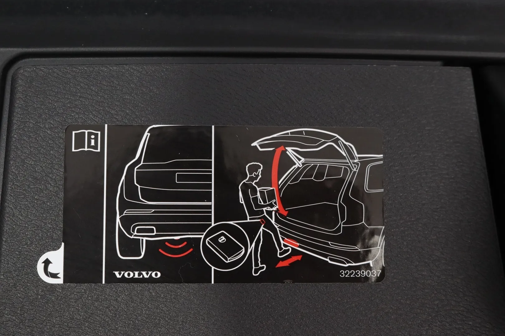 Volvo XC60 MYR-906 carousel image