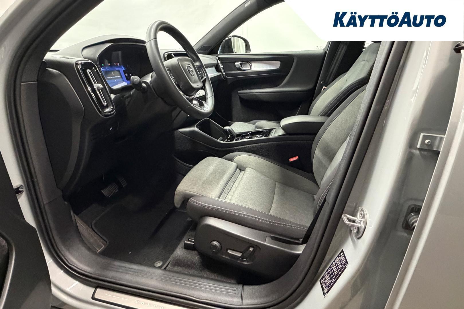 Volvo XC40 2024, kuva 7/21