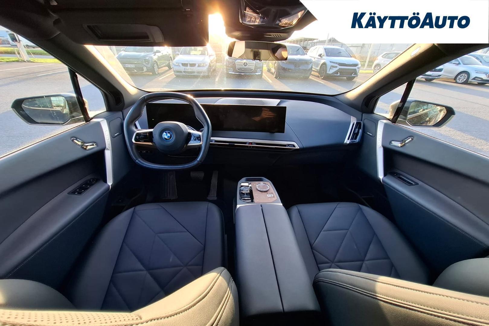 BMW iX xDrive40 Fully Charged Edition 2025, bild 7/11