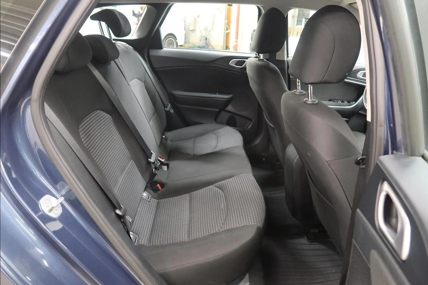 Kia Ceed ESP-720 carousel image