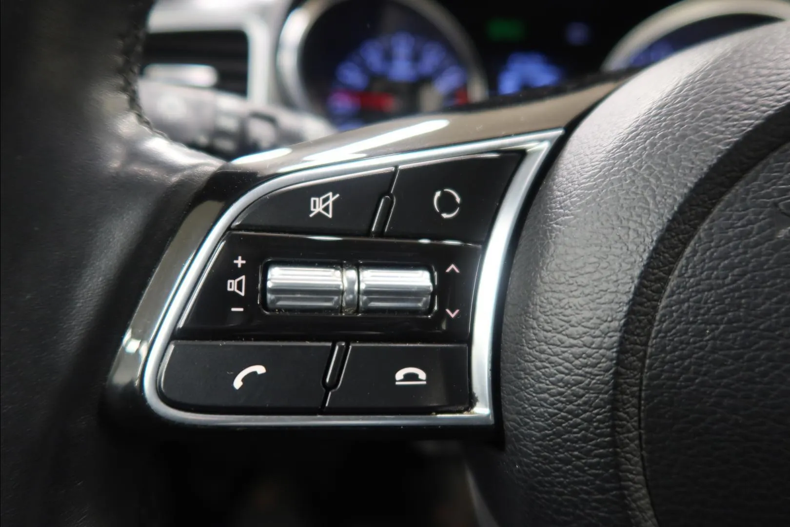 Kia Ceed ESP-720 carousel image
