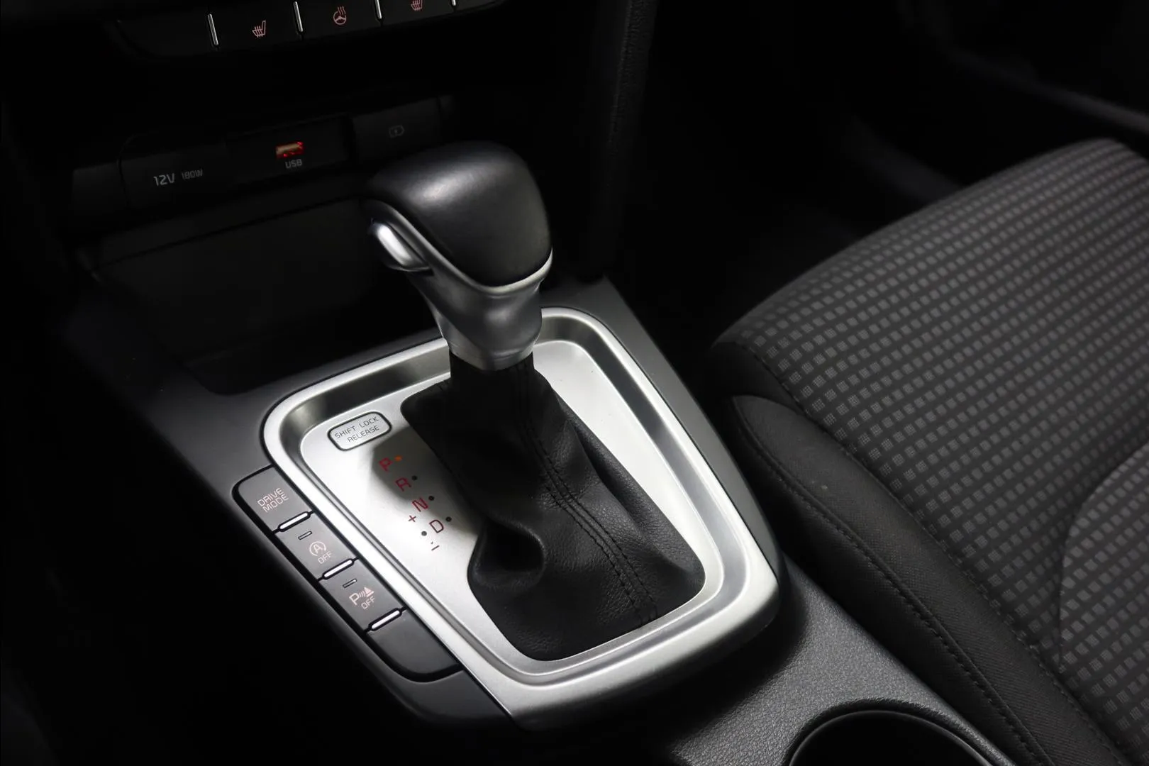 Kia Ceed ESP-720 carousel image