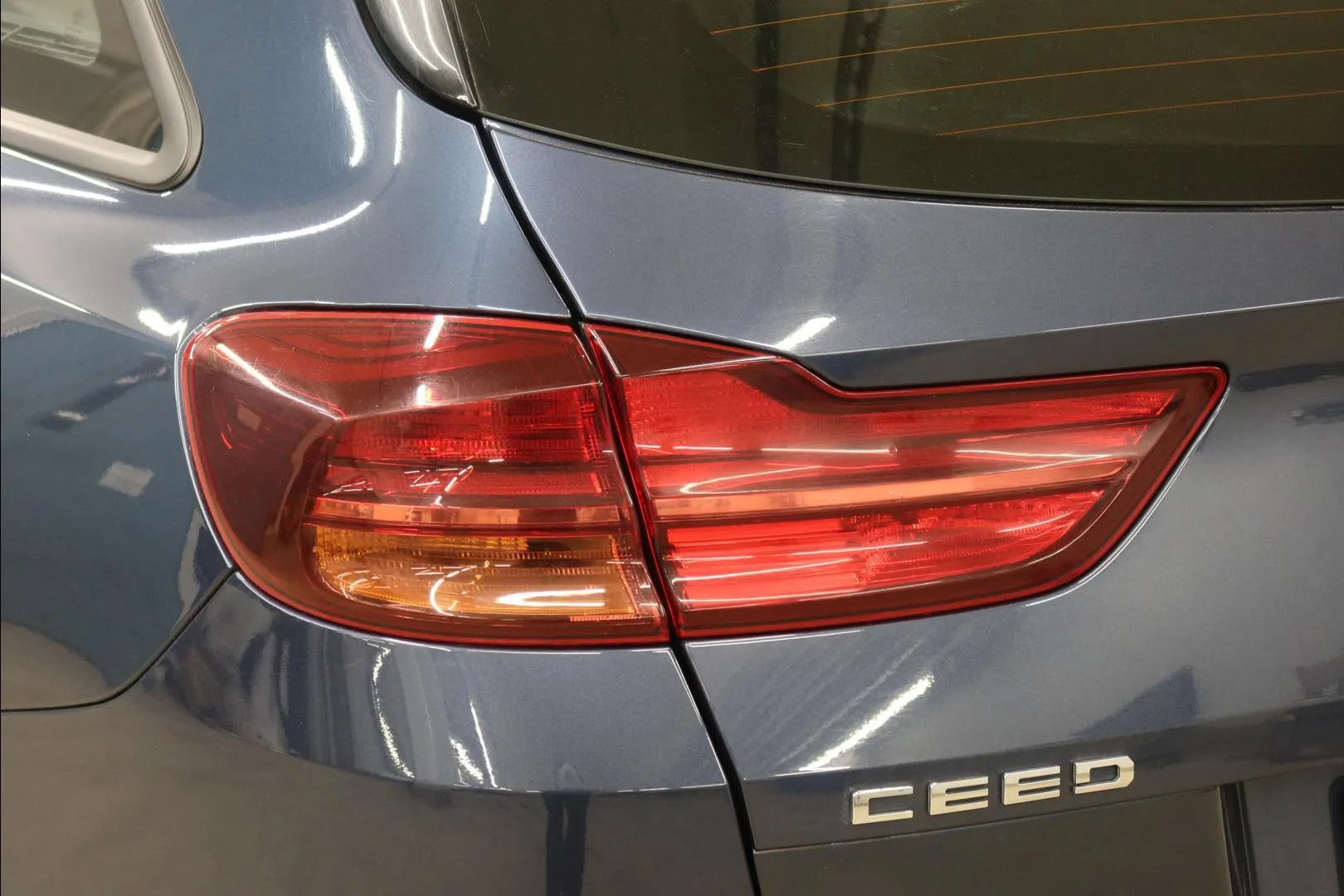 Kia Ceed ESP-720 carousel image