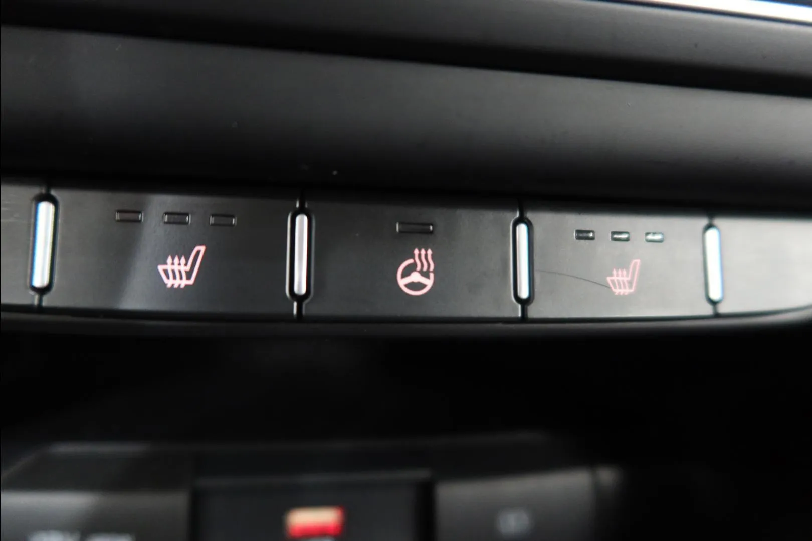 Kia Ceed ESP-720 carousel image
