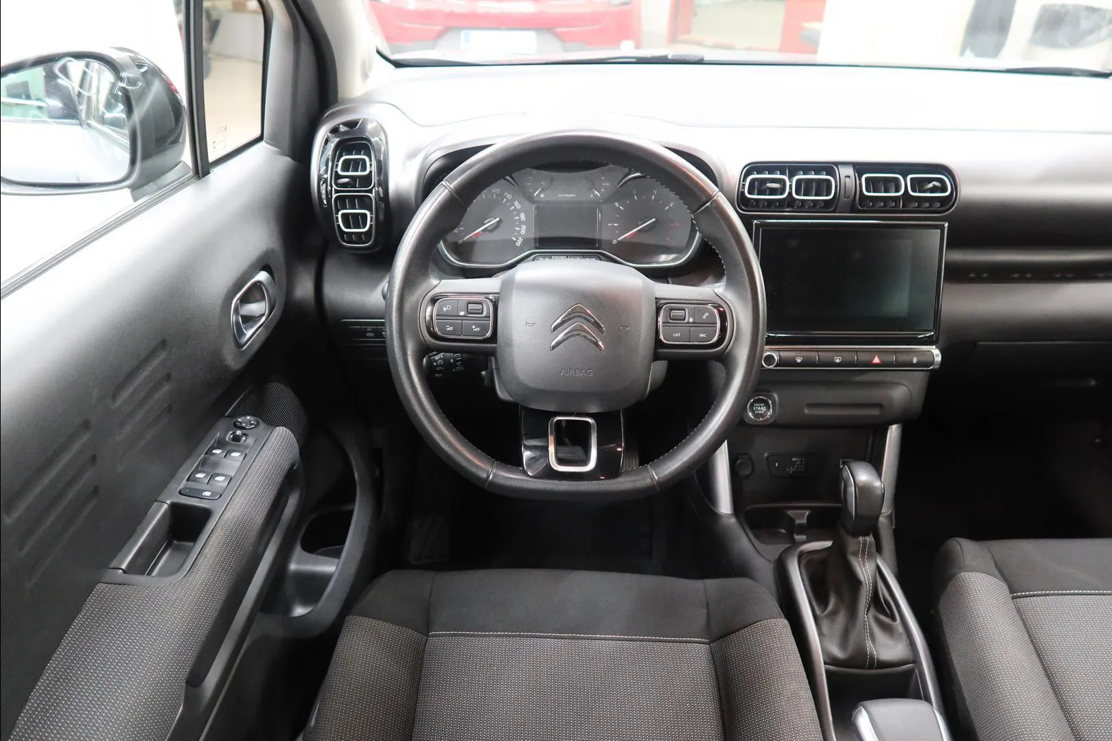 Citroen C3 Aircross OXZ-808 carousel image