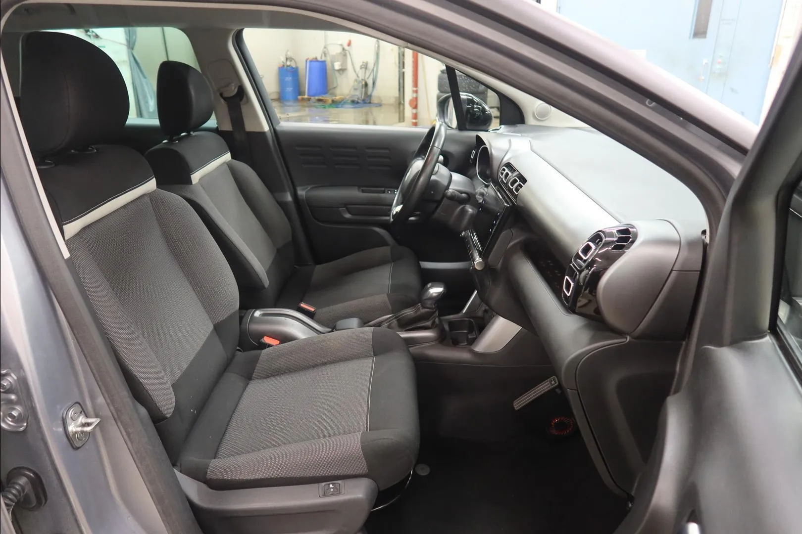 Citroen C3 Aircross OXZ-808 carousel image