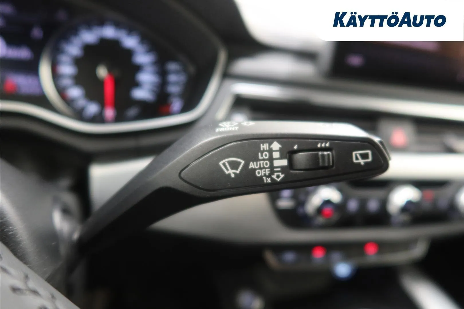 Audi A4 NMM-943 carousel image