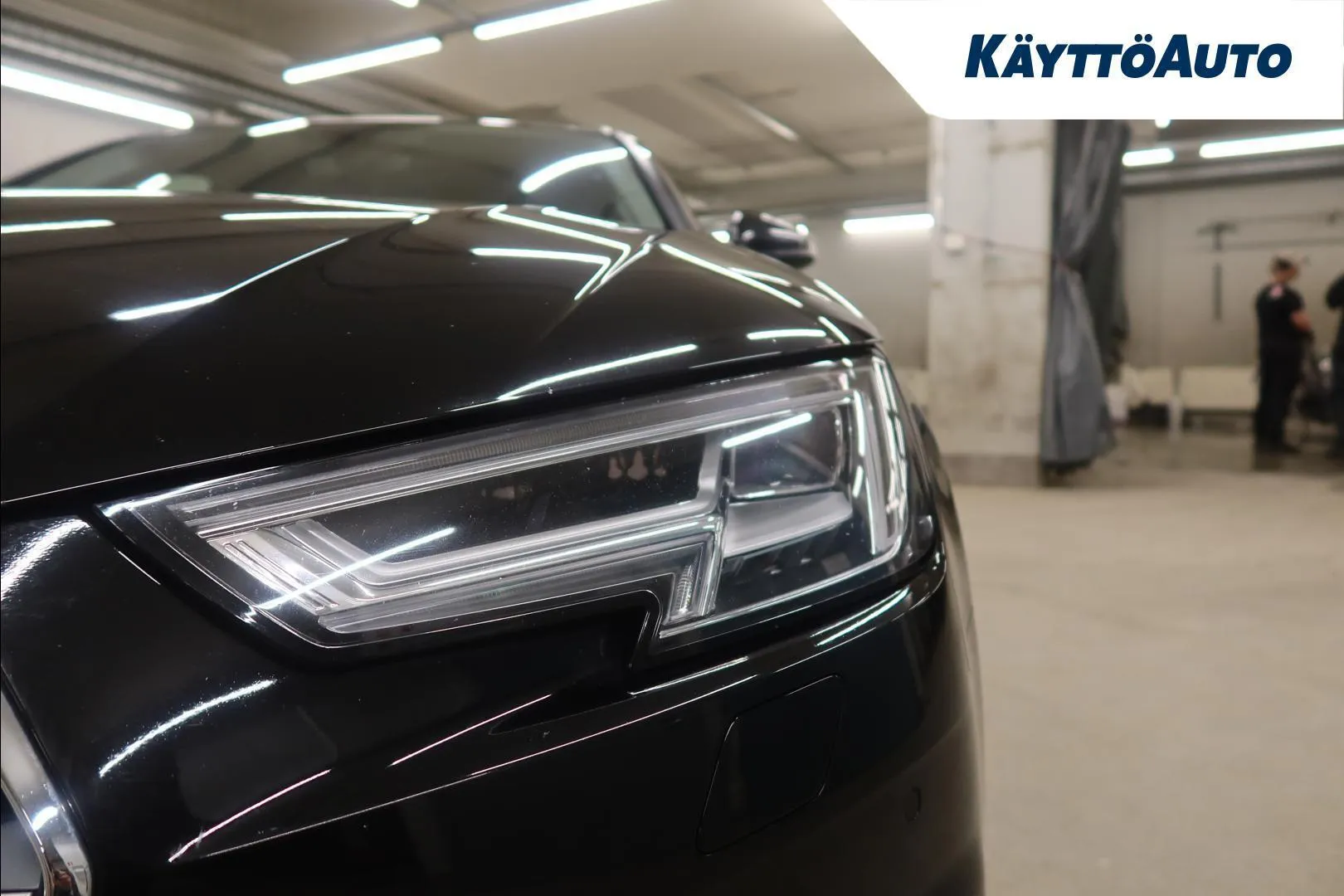 Audi A4 NMM-943 carousel image