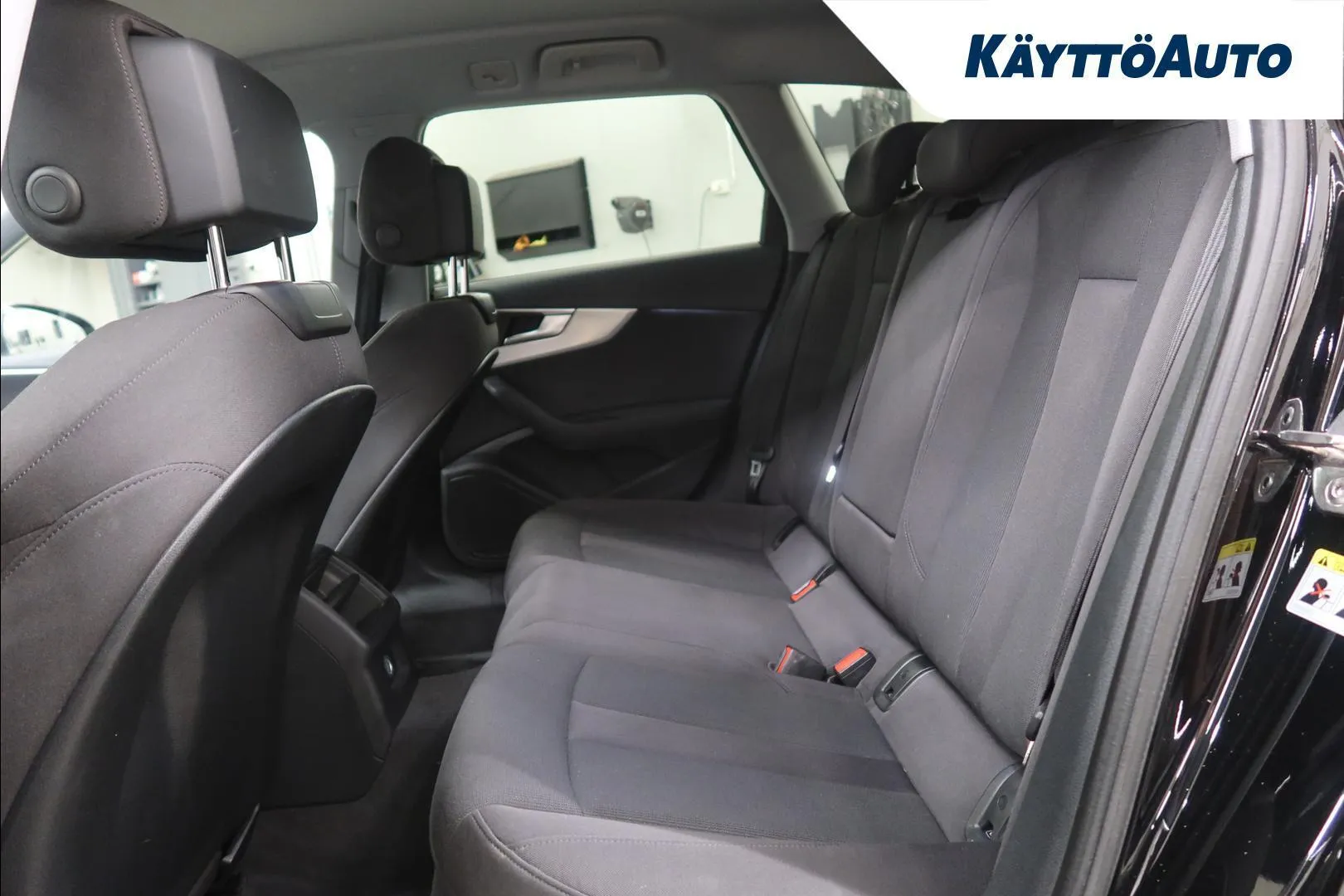 Audi A4 NMM-943 carousel image