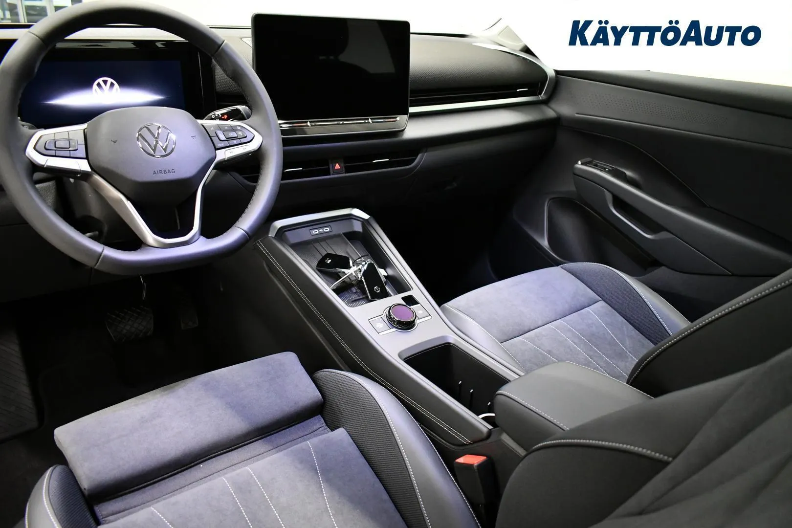 Volkswagen T-Roc NOL-356 carousel image