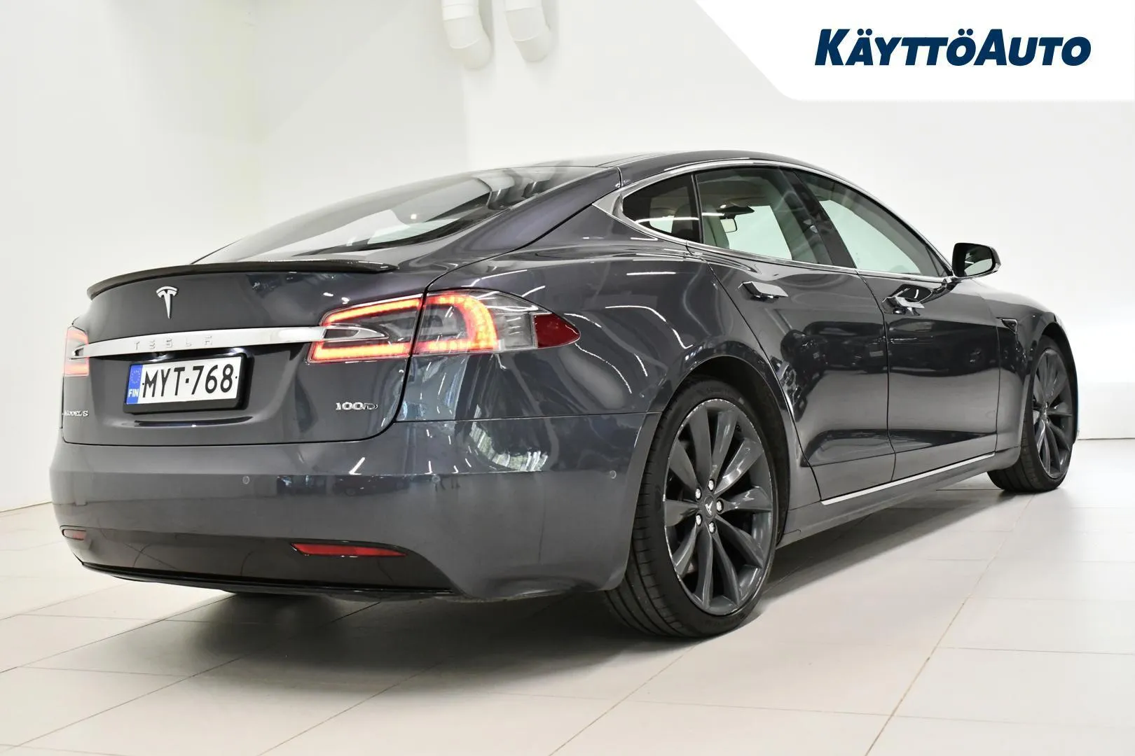 Tesla Model S MYT-768 carousel image