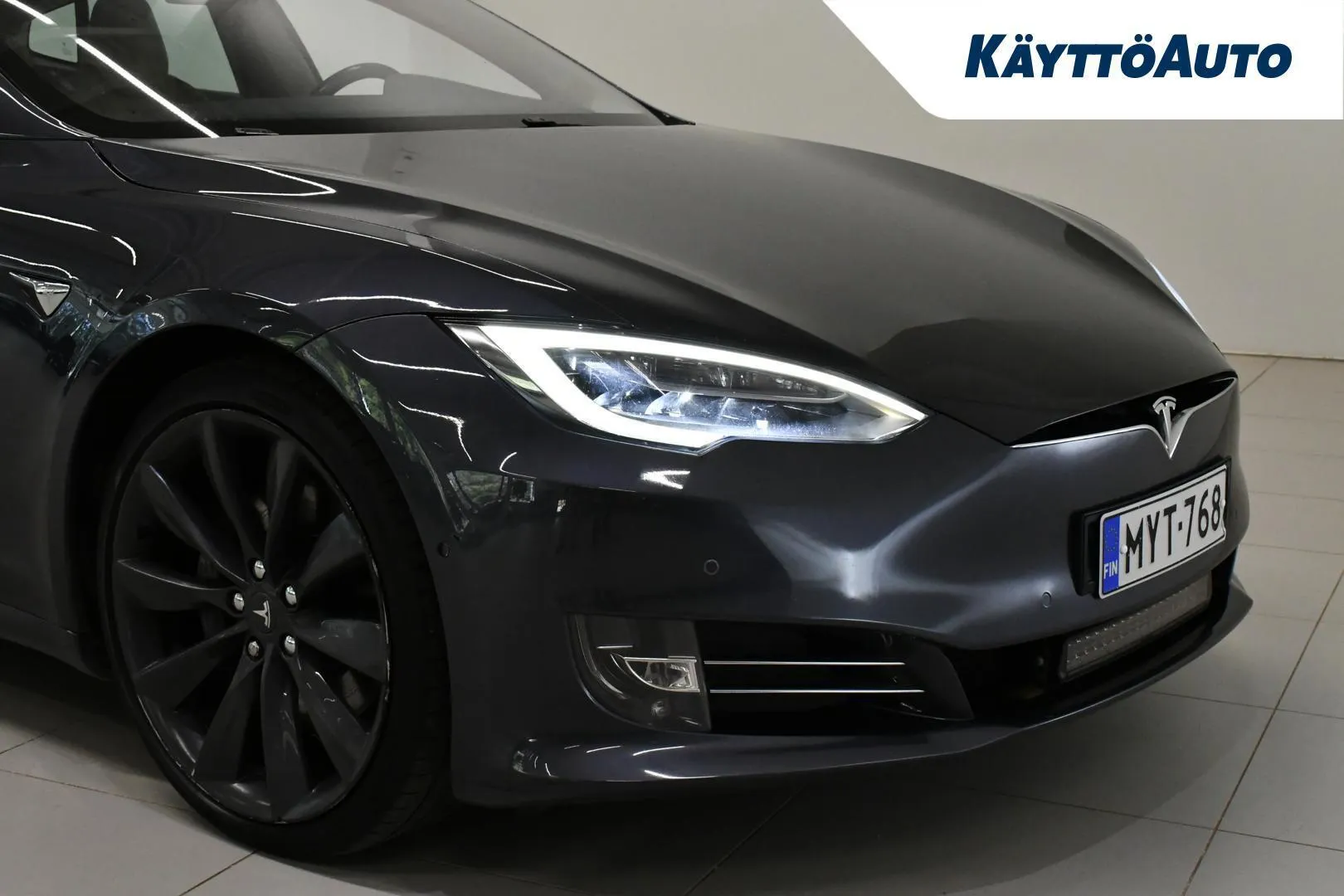 Tesla Model S MYT-768 carousel image
