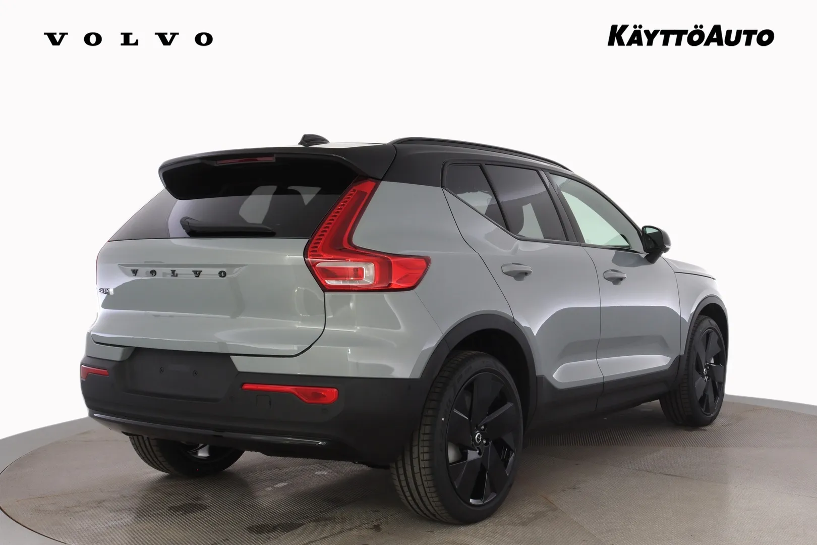 Volvo EX40 ZRL-901 carousel image