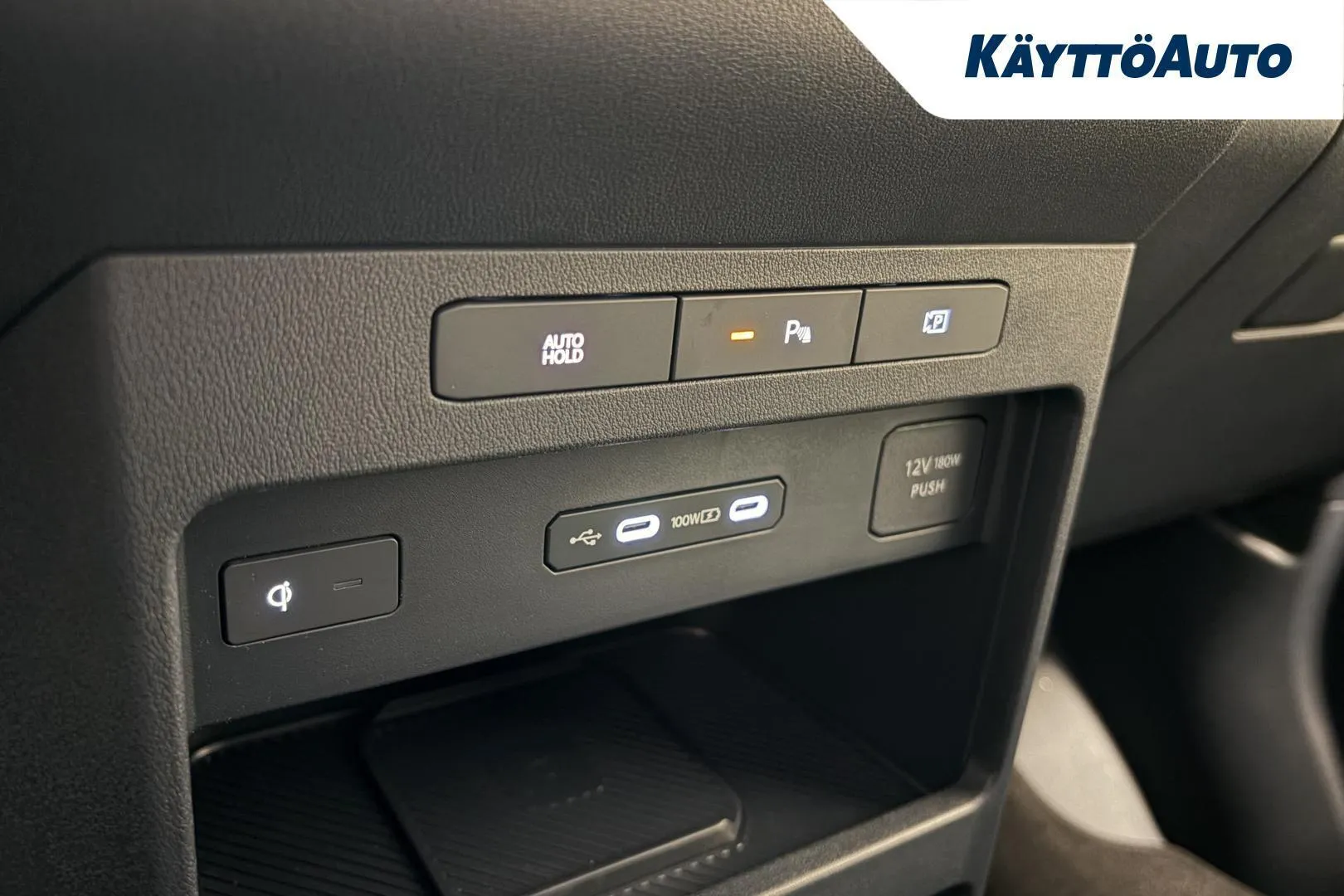 Kia PV5 Cargo YMN-560 carousel image