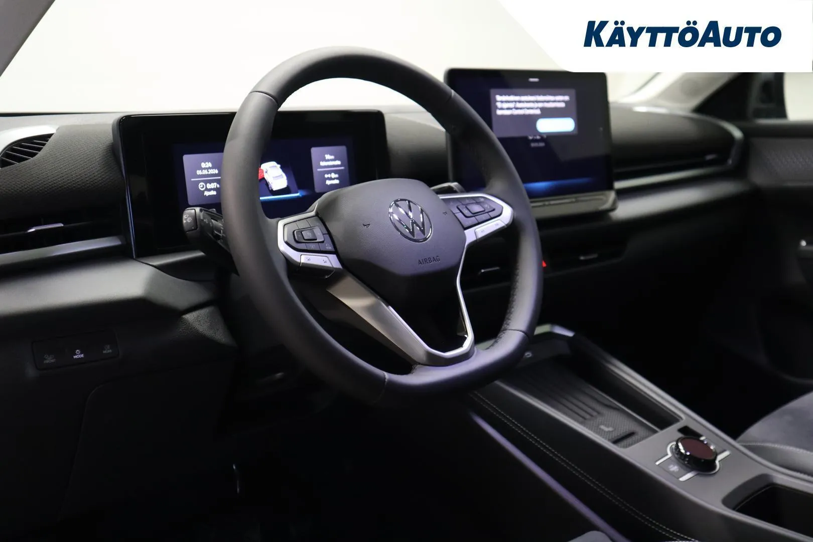 Volkswagen T-Roc NOL-375 carousel image