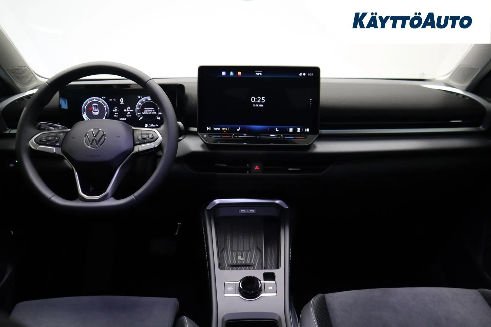 Volkswagen T-Roc NOL-375 carousel image