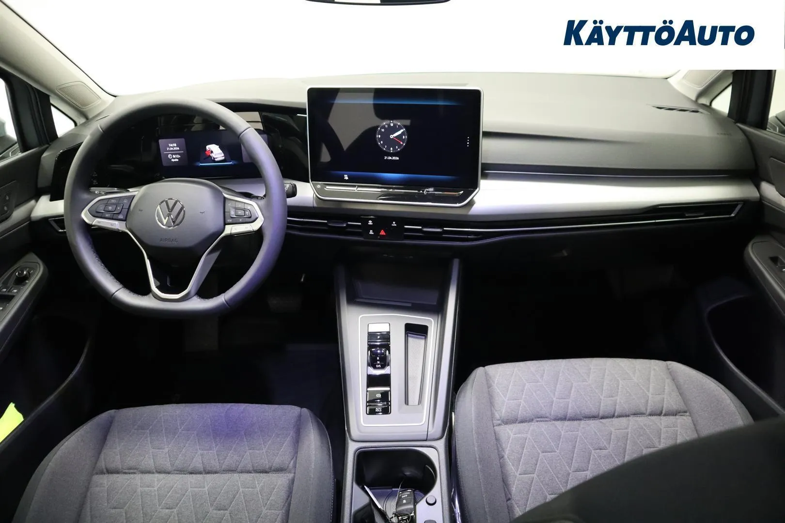 Volkswagen Golf YML-807 carousel image