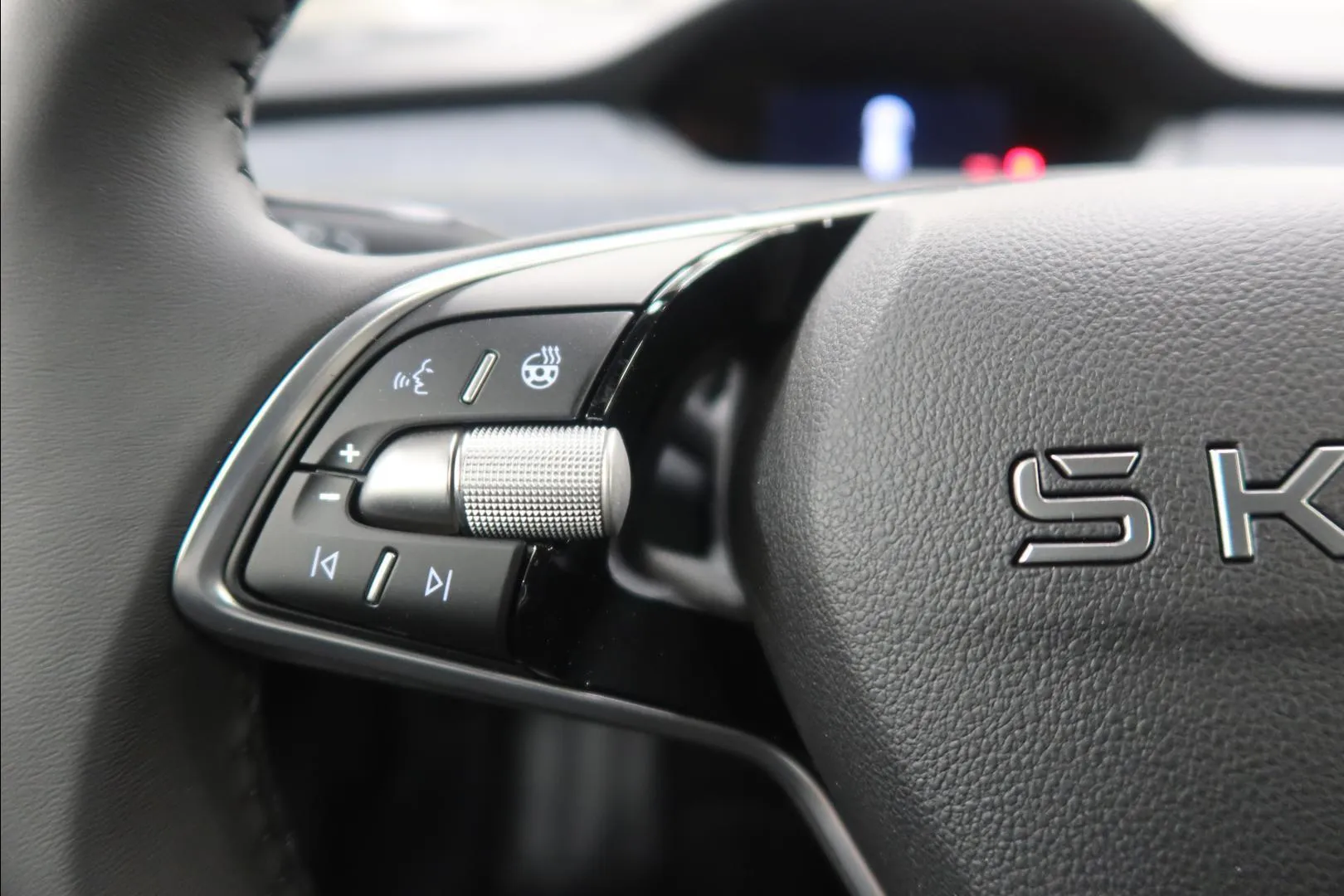 Skoda Elroq ZPN-691 carousel image