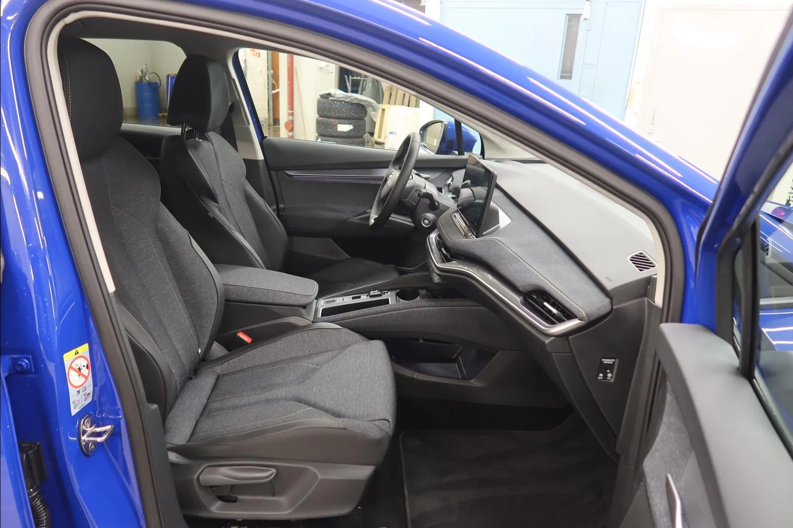 Skoda Elroq ZPN-691 carousel image