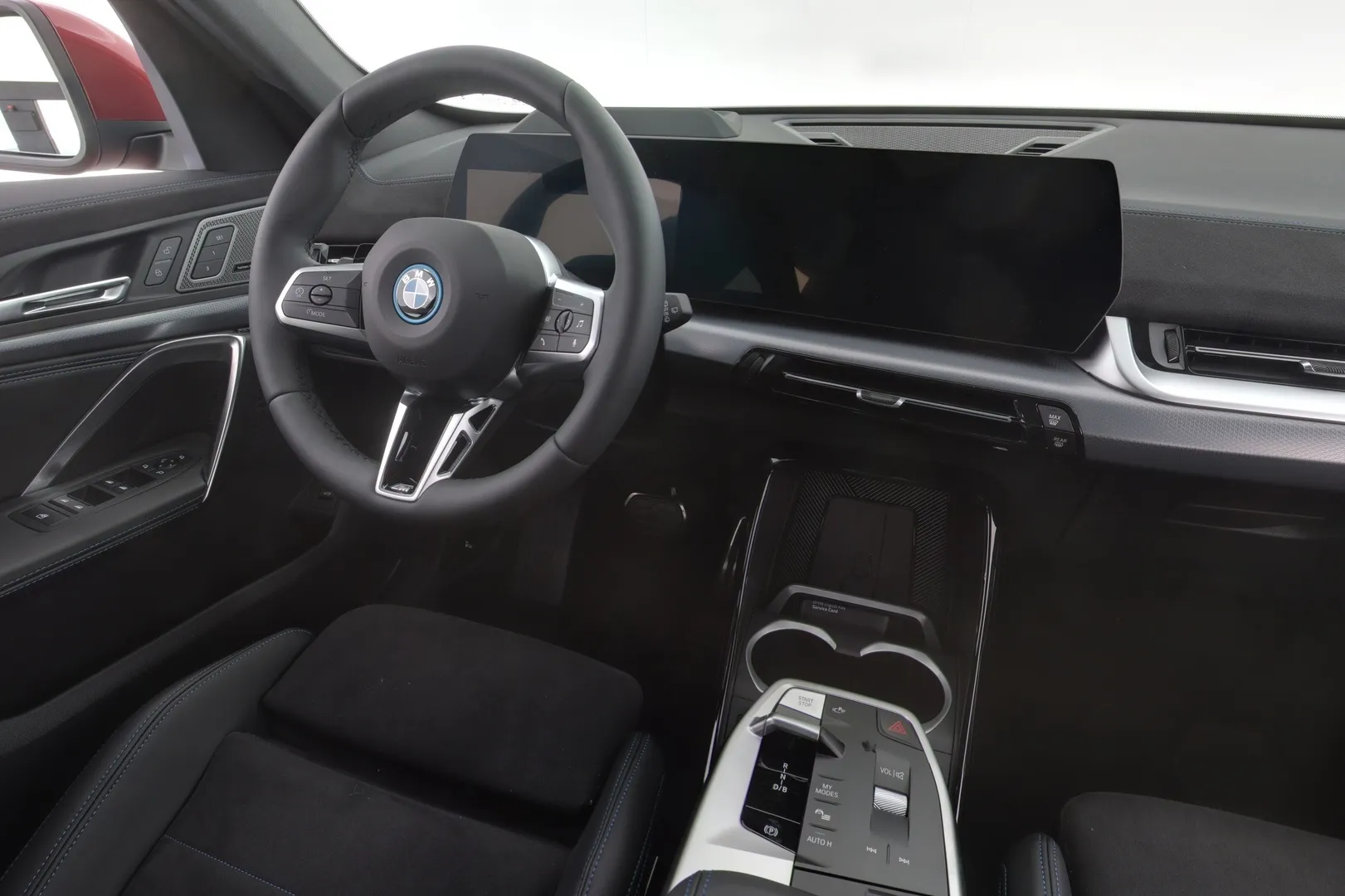 BMW iX1 NOM-562 carousel image