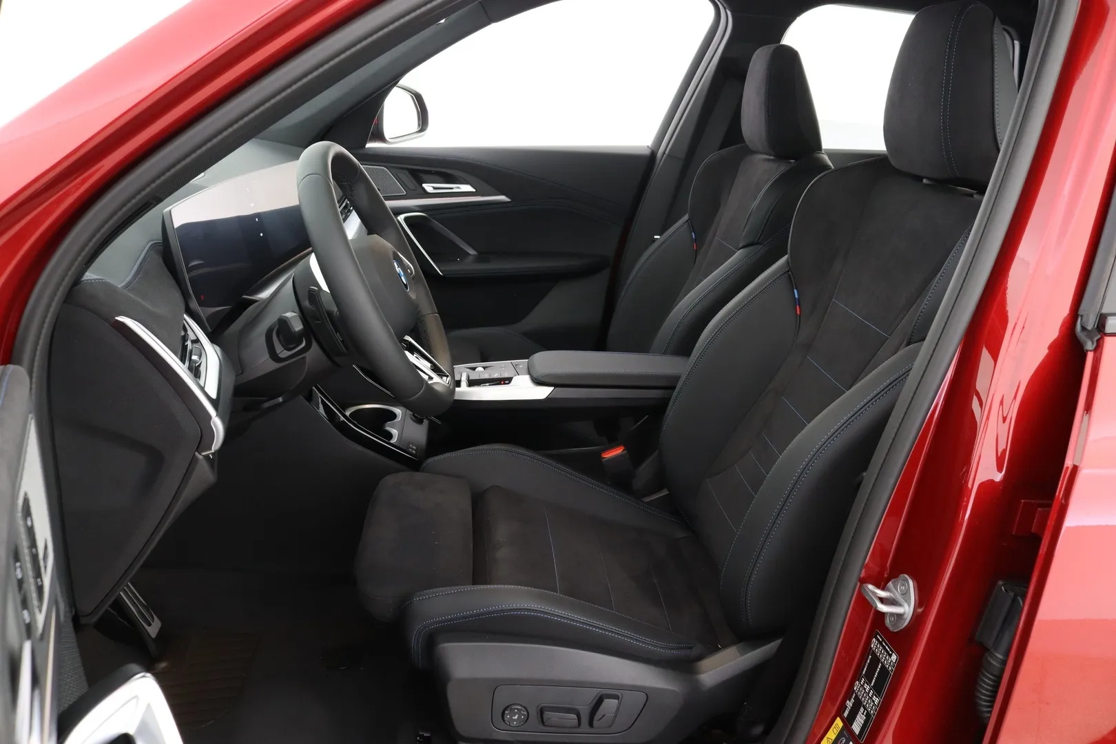 BMW iX1 NOM-562 carousel image