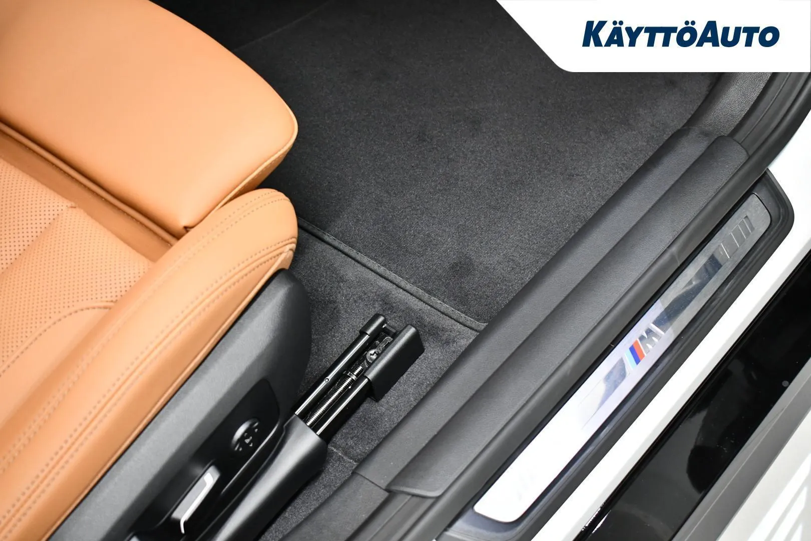 BMW I4 M60 YMN-664 carousel image