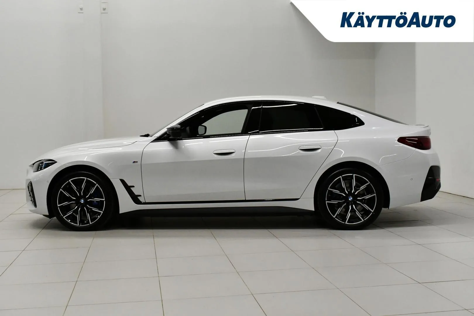BMW I4 M60 YMN-664 carousel image
