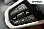 BMW I4 M60 YMN-664 carousel thumbs