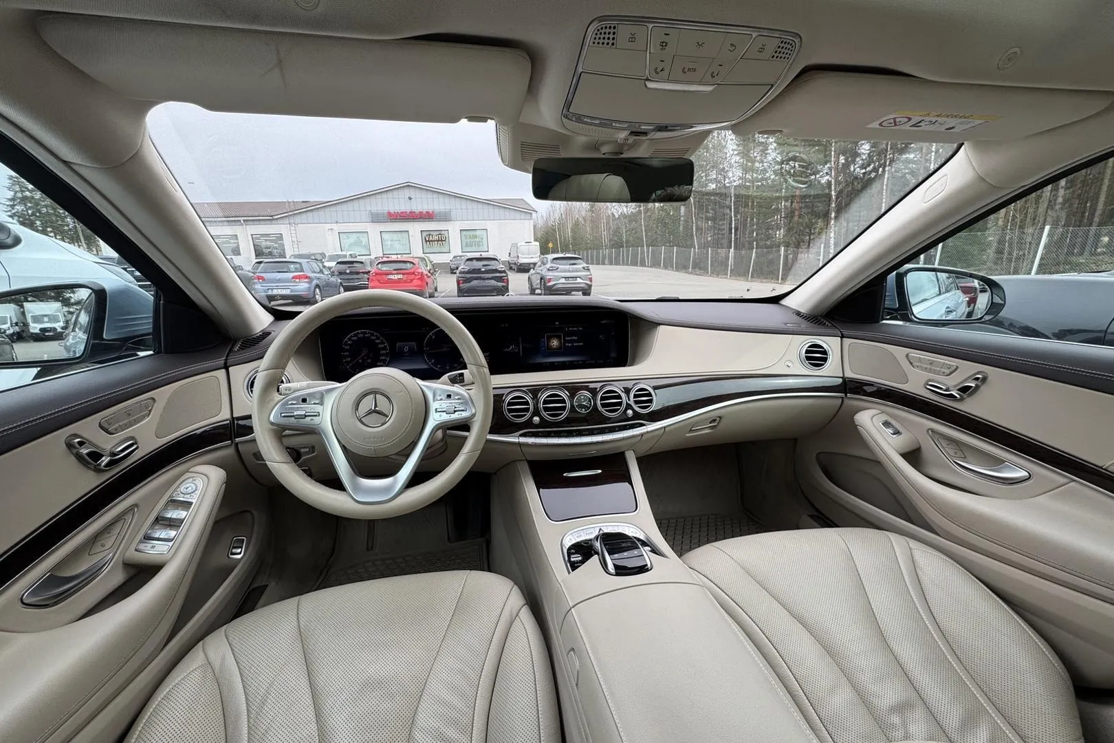 Mercedes-Benz S SMO-742 carousel image