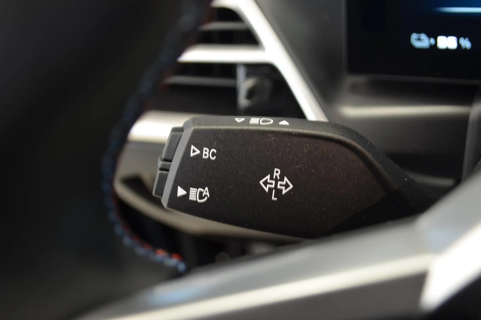 BMW I4 M60 YMN-669 carousel image