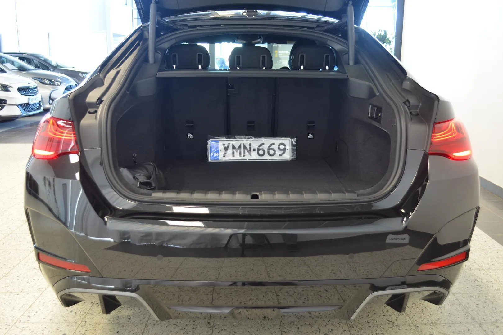 BMW I4 M60 YMN-669 carousel image