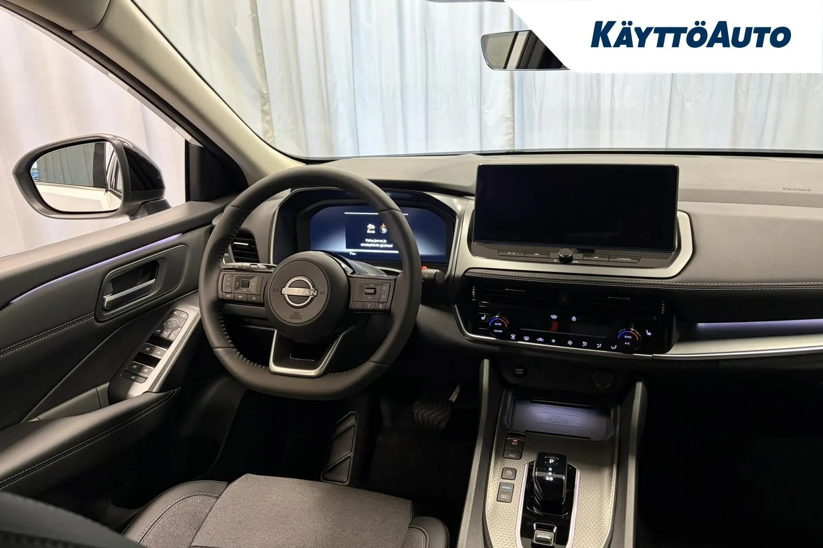 Nissan Qashqai SZJ-266 carousel image