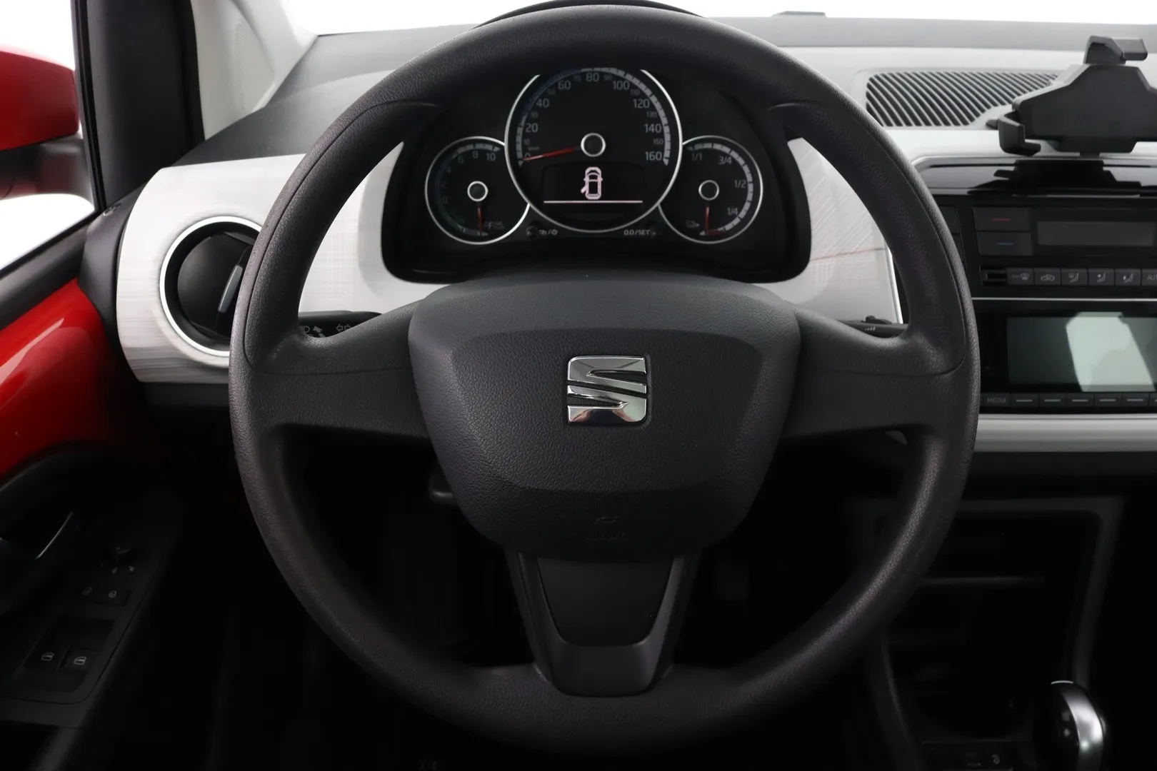 Seat Mii electric XXO-960 carousel image