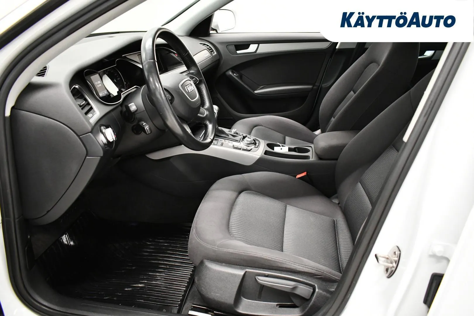 Audi A4 VXP-978 carousel image