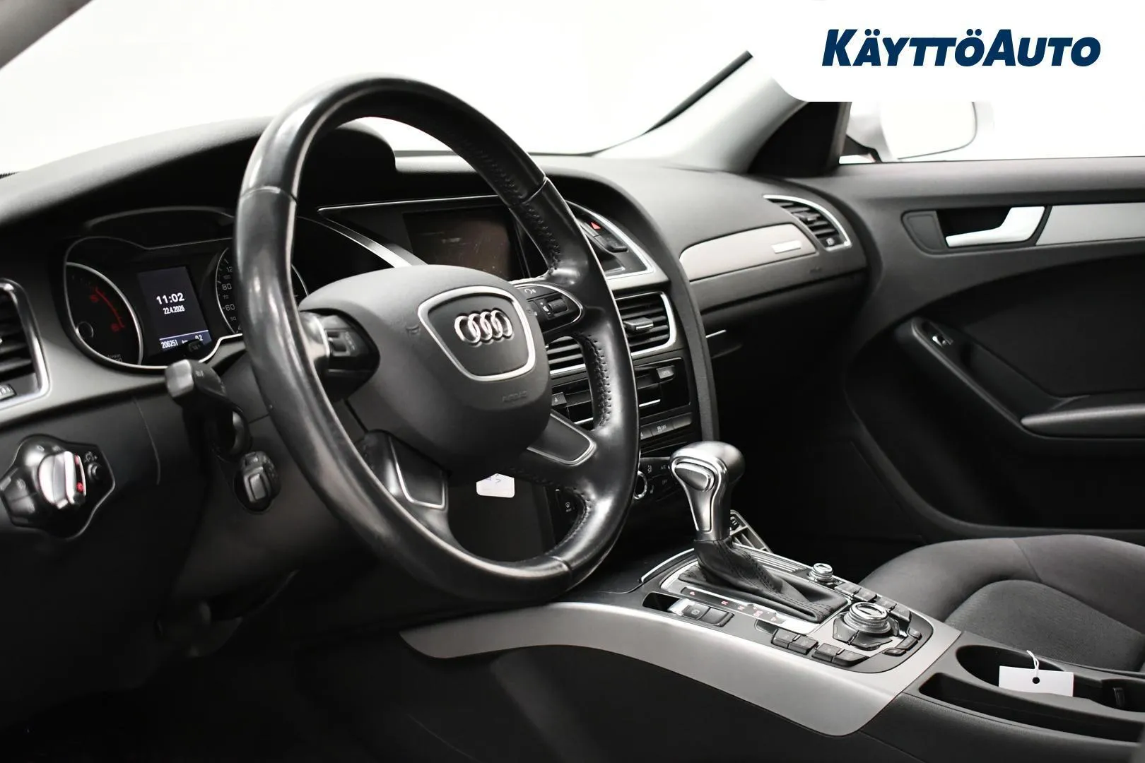 Audi A4 VXP-978 carousel image