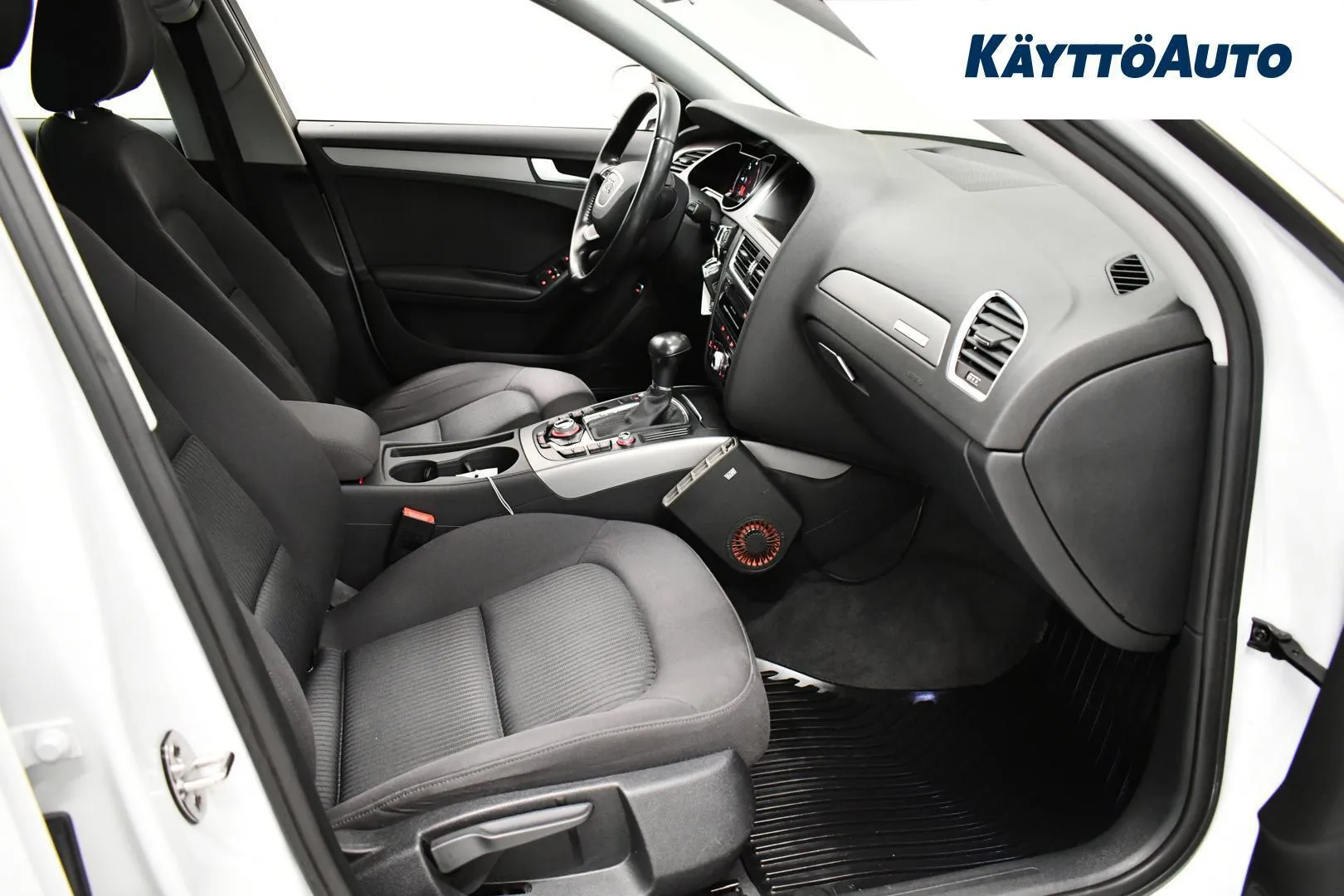 Audi A4 VXP-978 carousel image