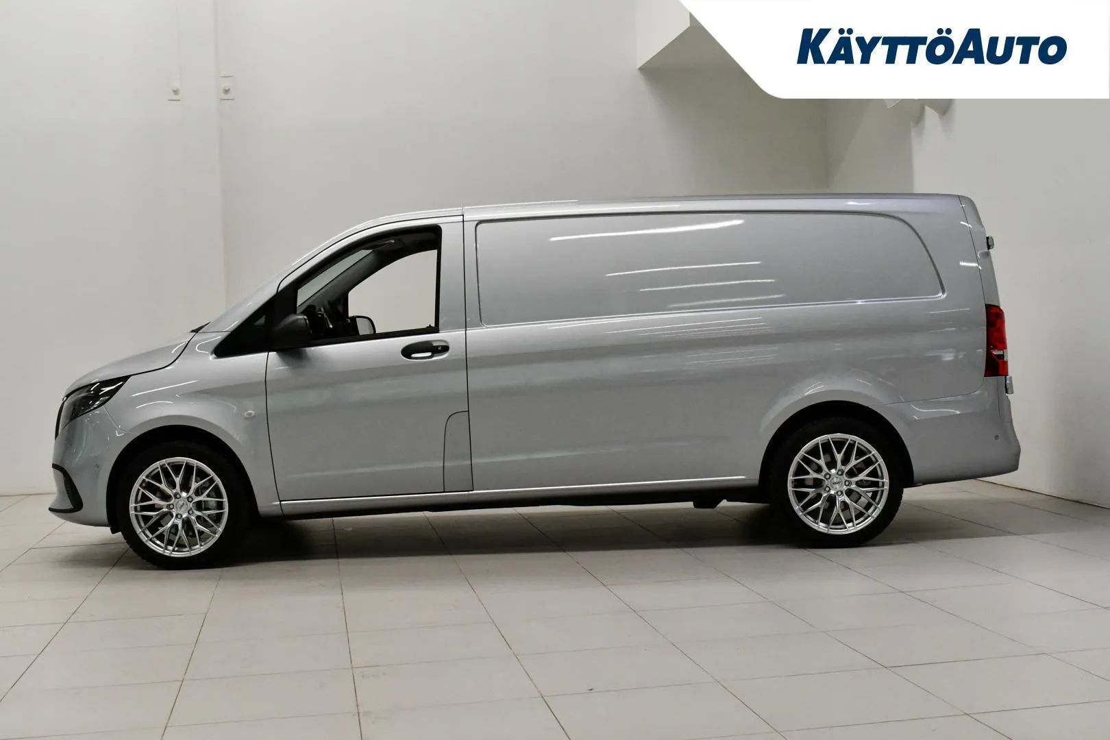 Mercedes-Benz Vito MRT-490 carousel image
