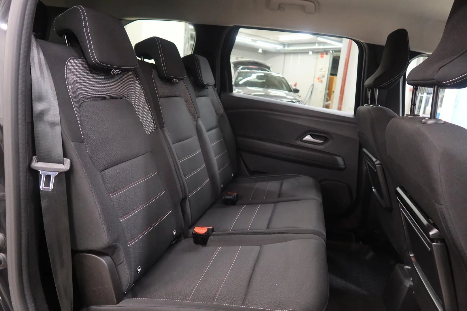 Dacia Jogger XRS-995 carousel image