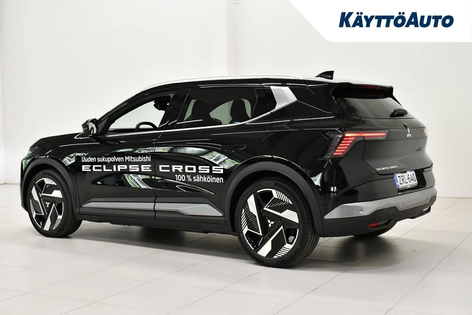 Mitsubishi Eclipse Cross ZRL-640 carousel image