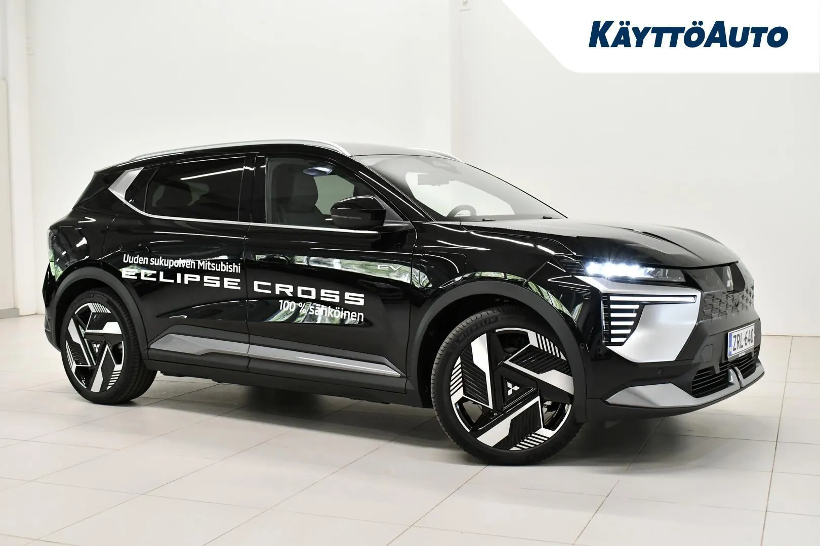 Mitsubishi Eclipse Cross ZRL-640 carousel image