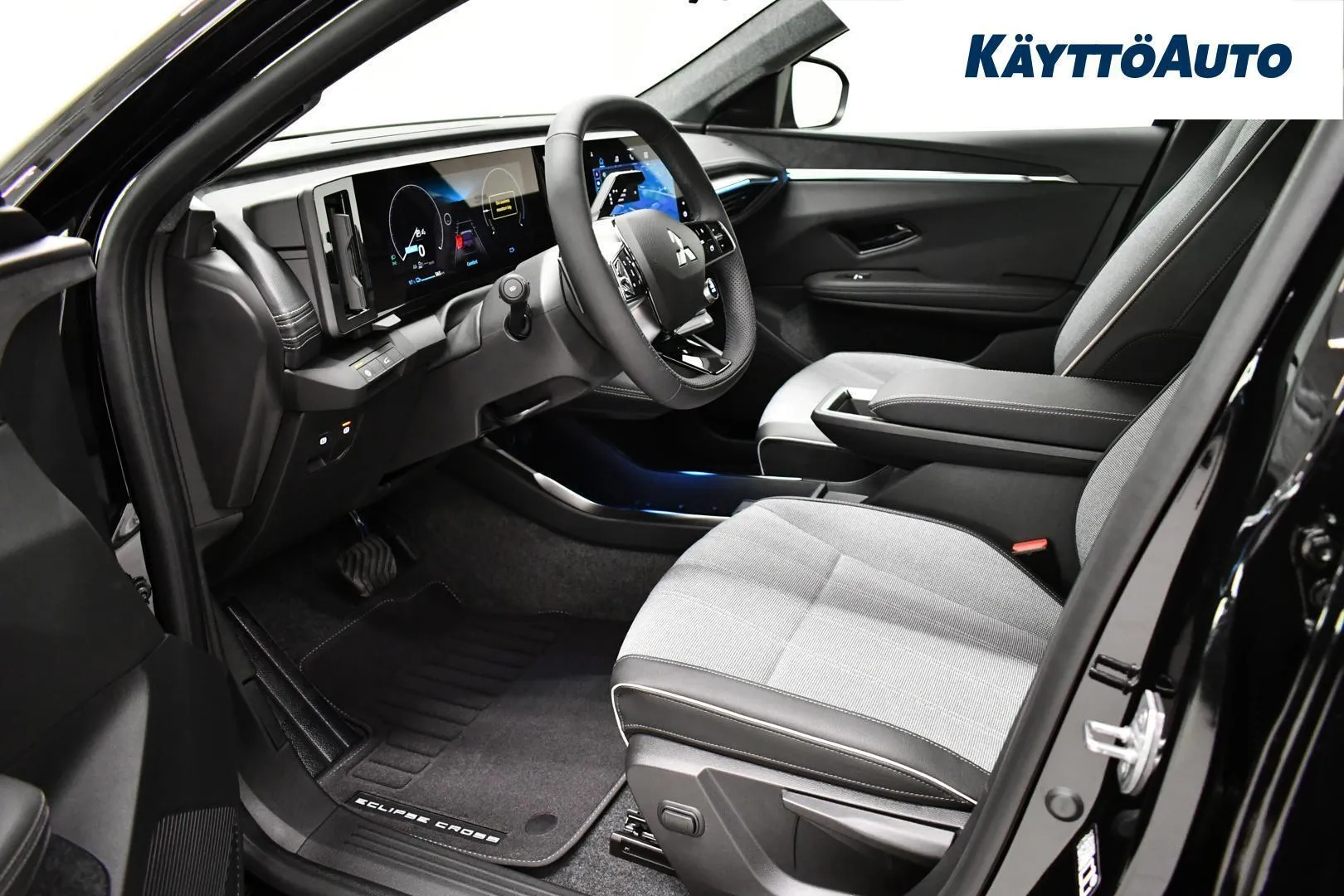 Mitsubishi Eclipse Cross ZRL-640 carousel image