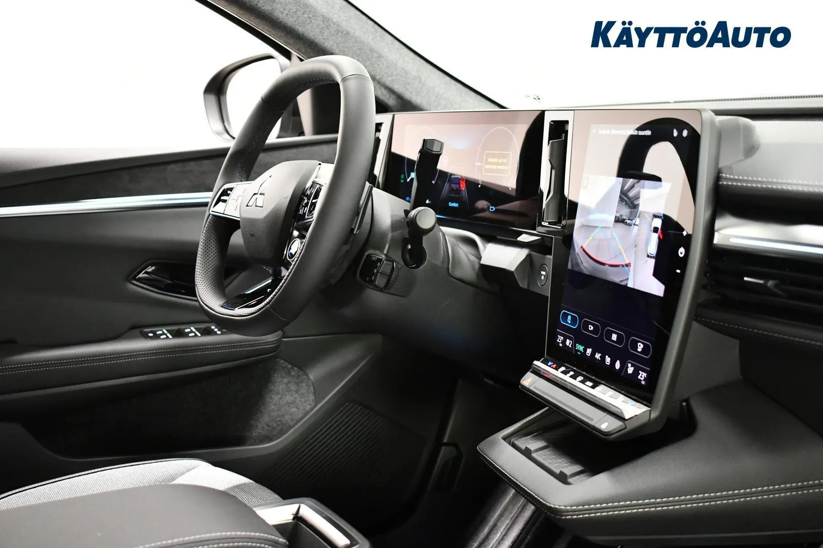 Mitsubishi Eclipse Cross ZRL-640 carousel image