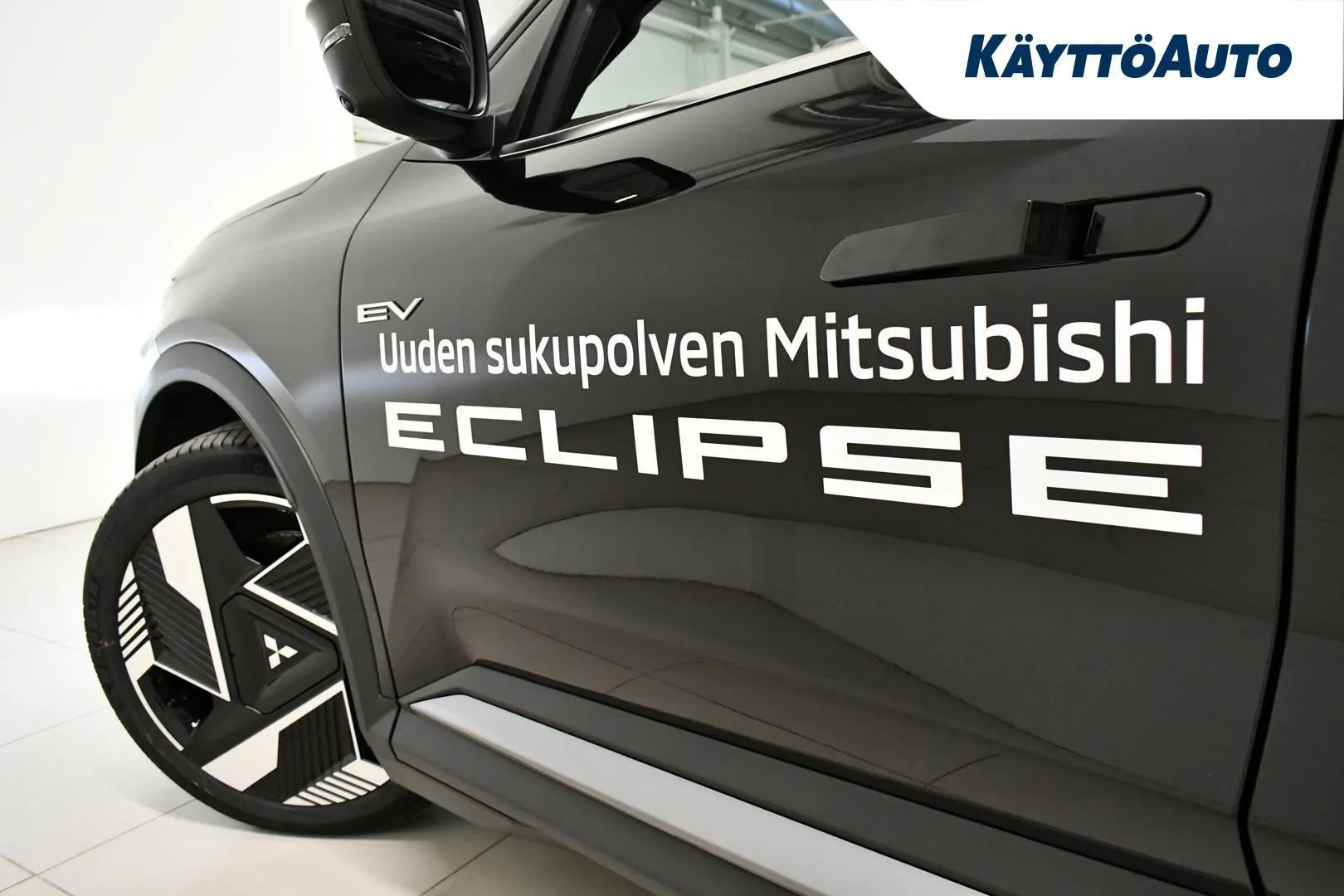 Mitsubishi Eclipse Cross ZRL-640 carousel image