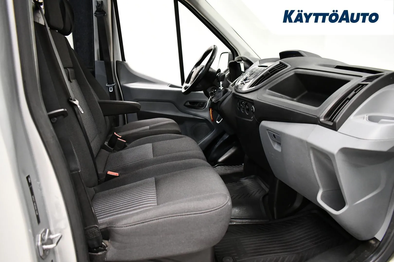 Ford Transit FME-675 carousel image