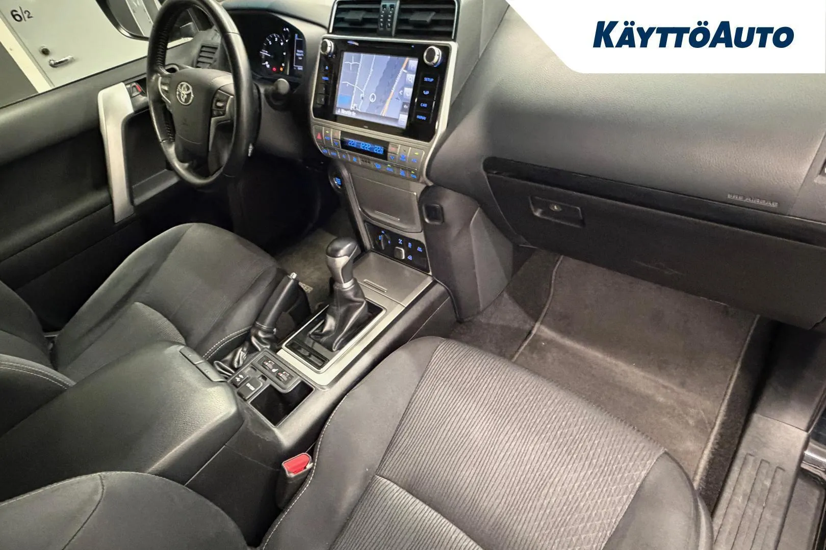 Toyota Land Cruiser ZMS-274 carousel image