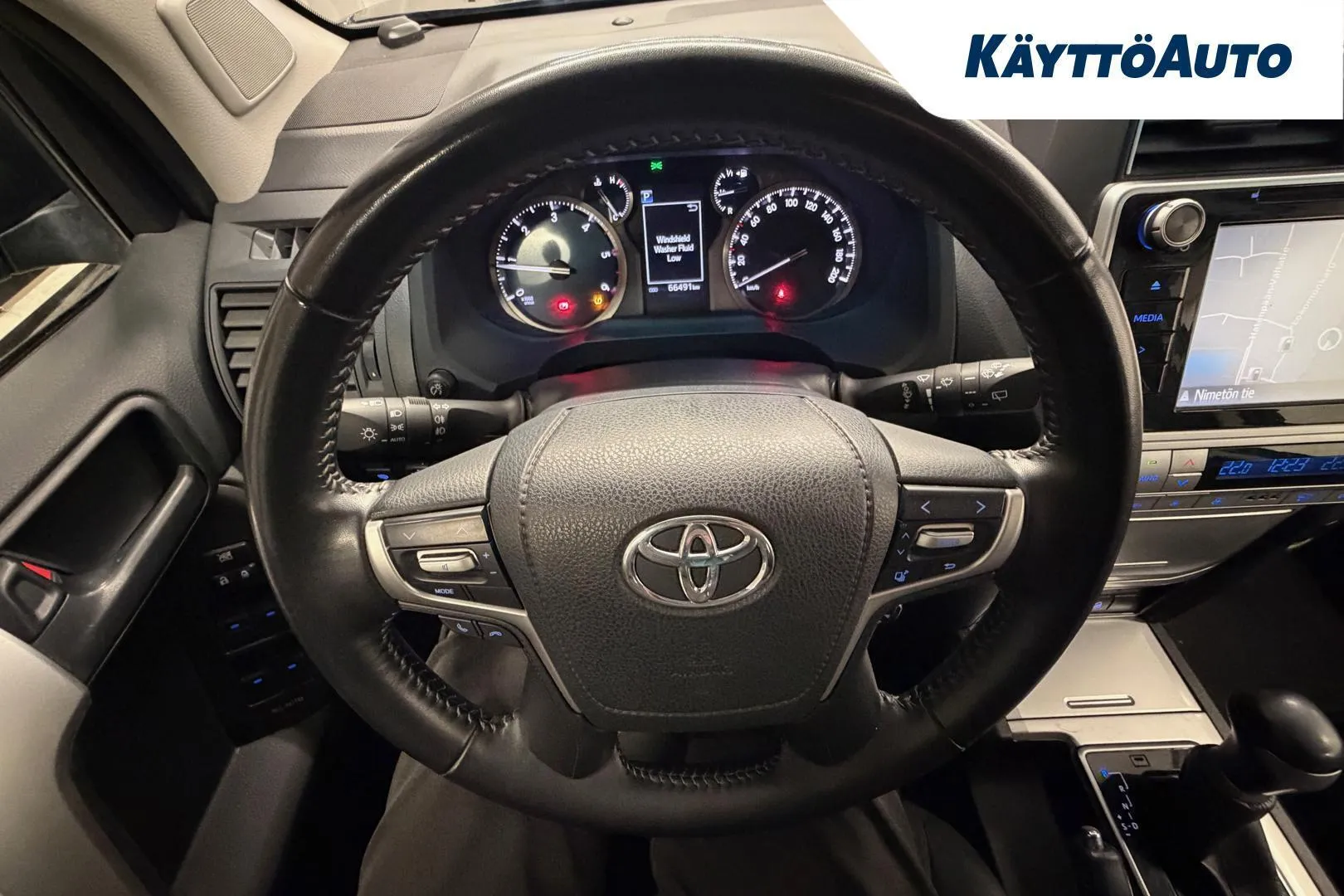 Toyota Land Cruiser ZMS-274 carousel image