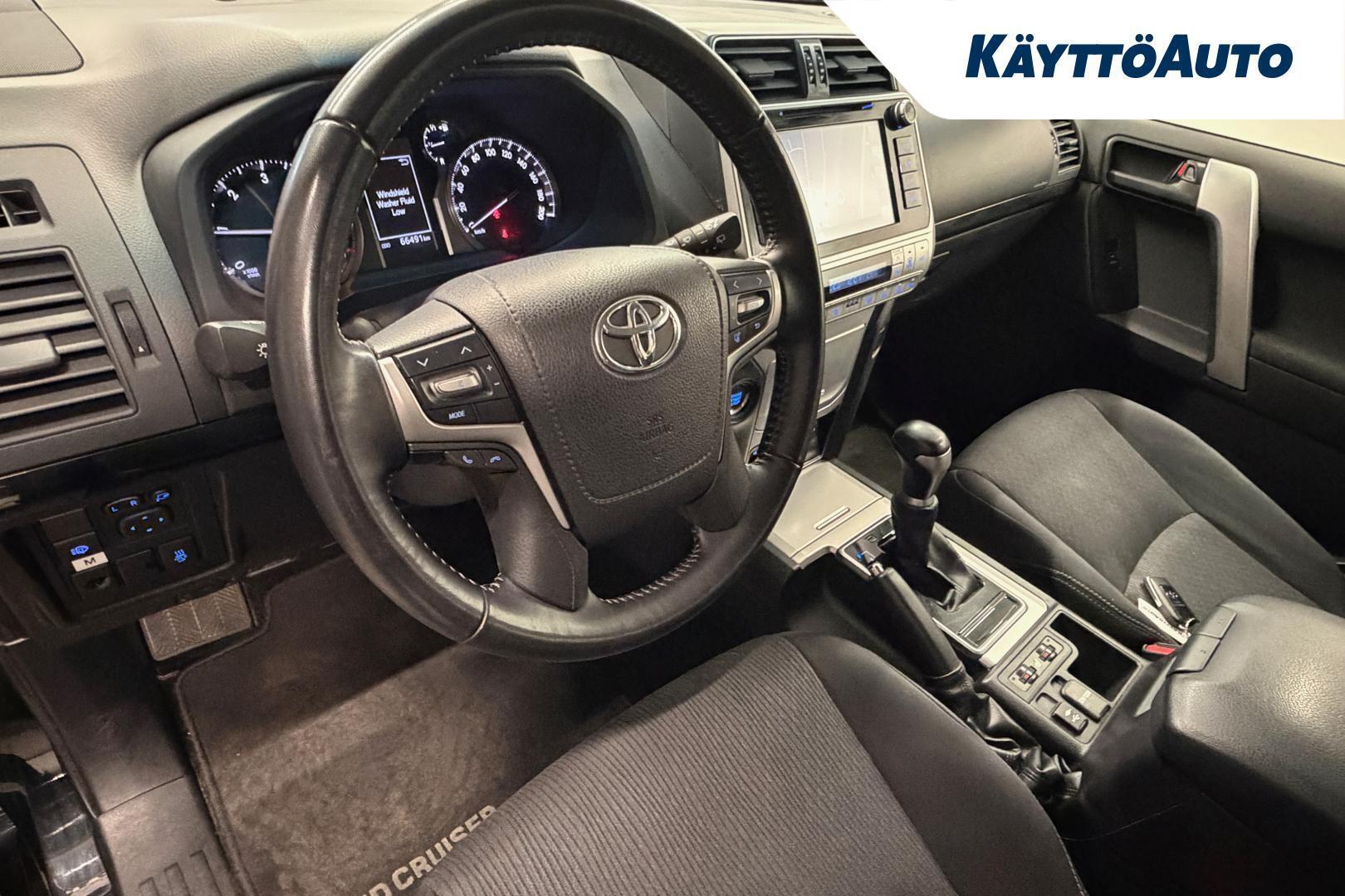 Toyota Land Cruiser 2019, kuva 6/29