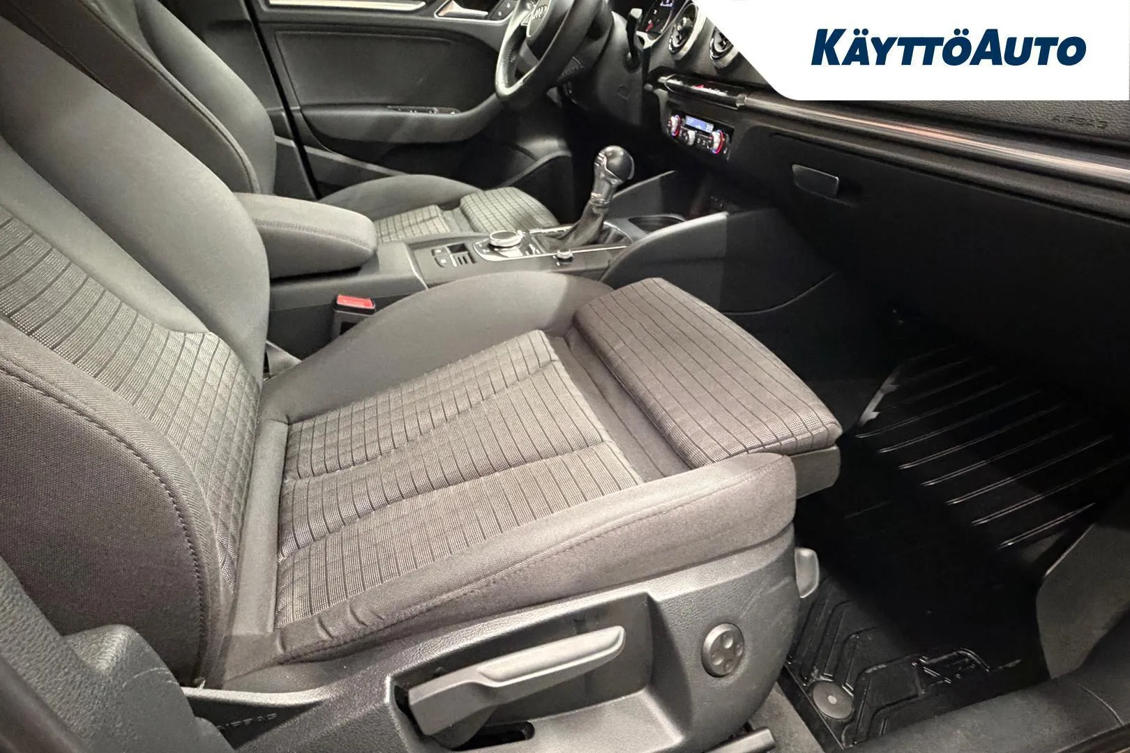 Audi A3 YJY-506 carousel image