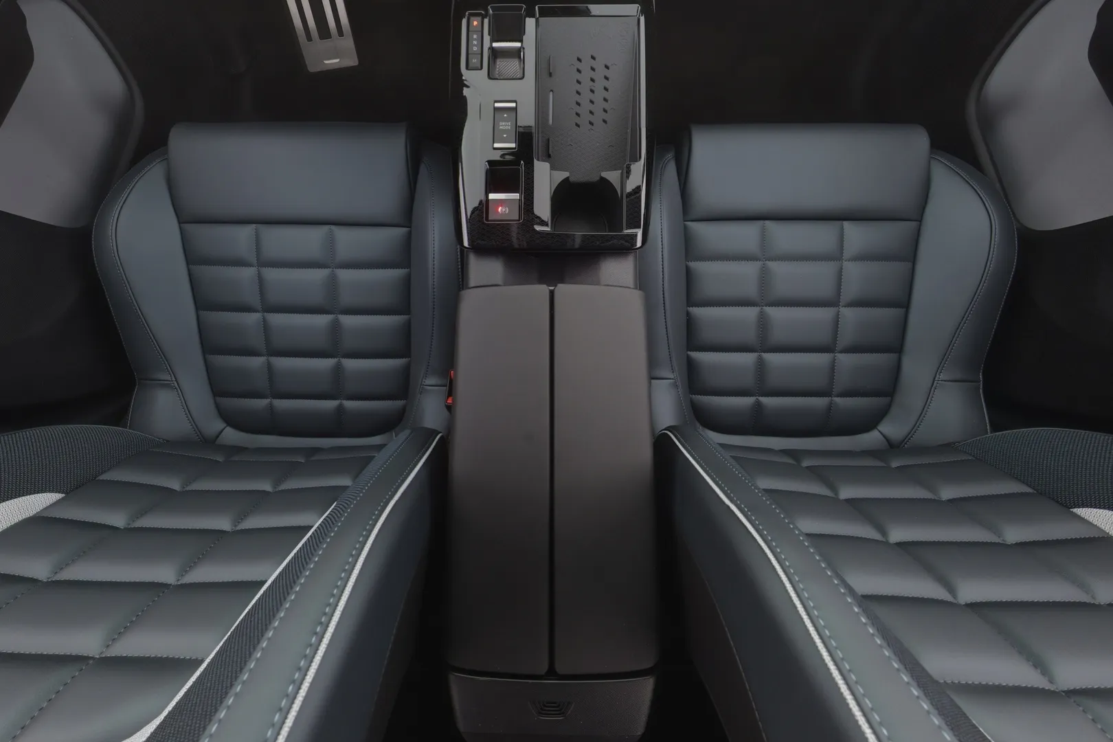 Citroen C5 Aircross ZRK-319 carousel image